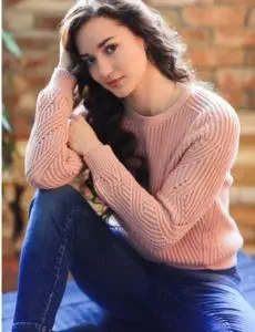 Elite escort service in Deolgaon Raja for home and hotel visits